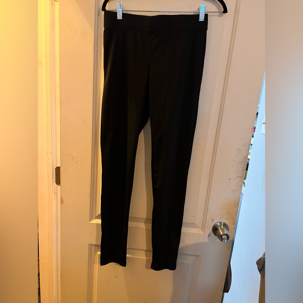 Black stretch leggings. Size XL